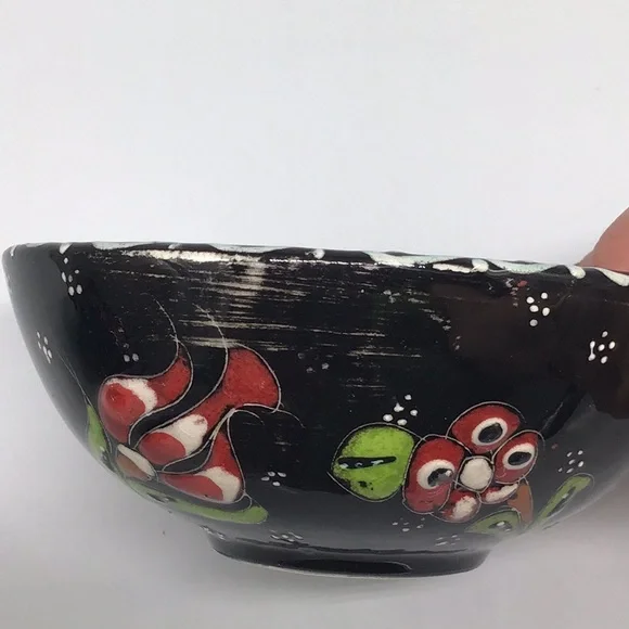 Hand Painted Turkish Ceramic Bowls - Picture 10 of 11